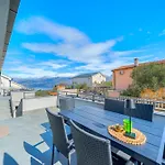 Apartment Ana Posedarje